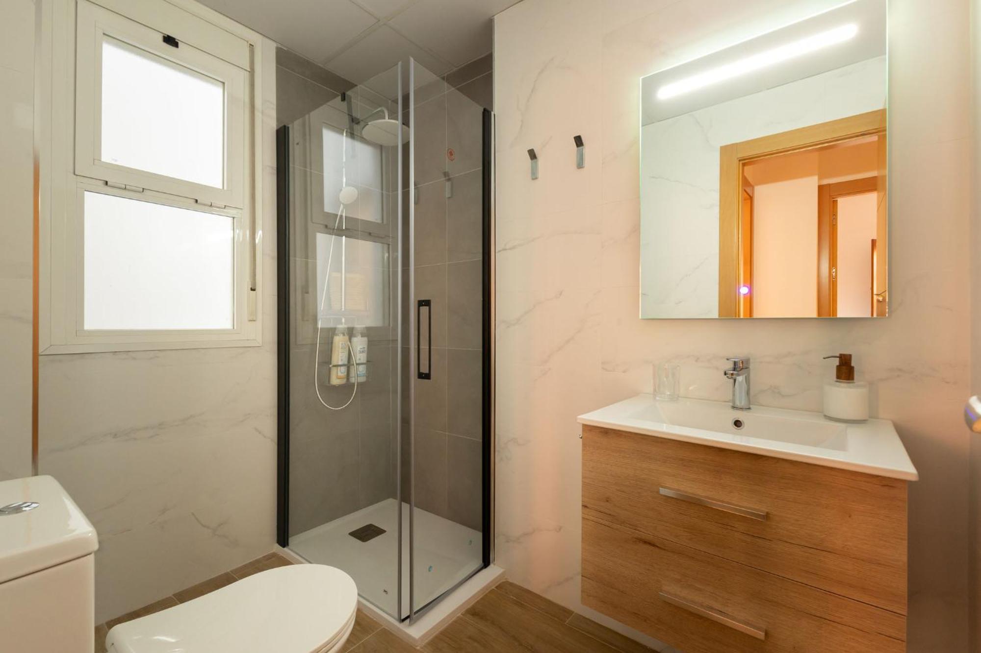 Charming 2 Bedroom Apartment At San Marcos Plaza By Ocityzen Sevilla Exterior foto